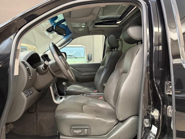 NISSAN Navara 3.0 dCi 4 porte Double Cab LE V6