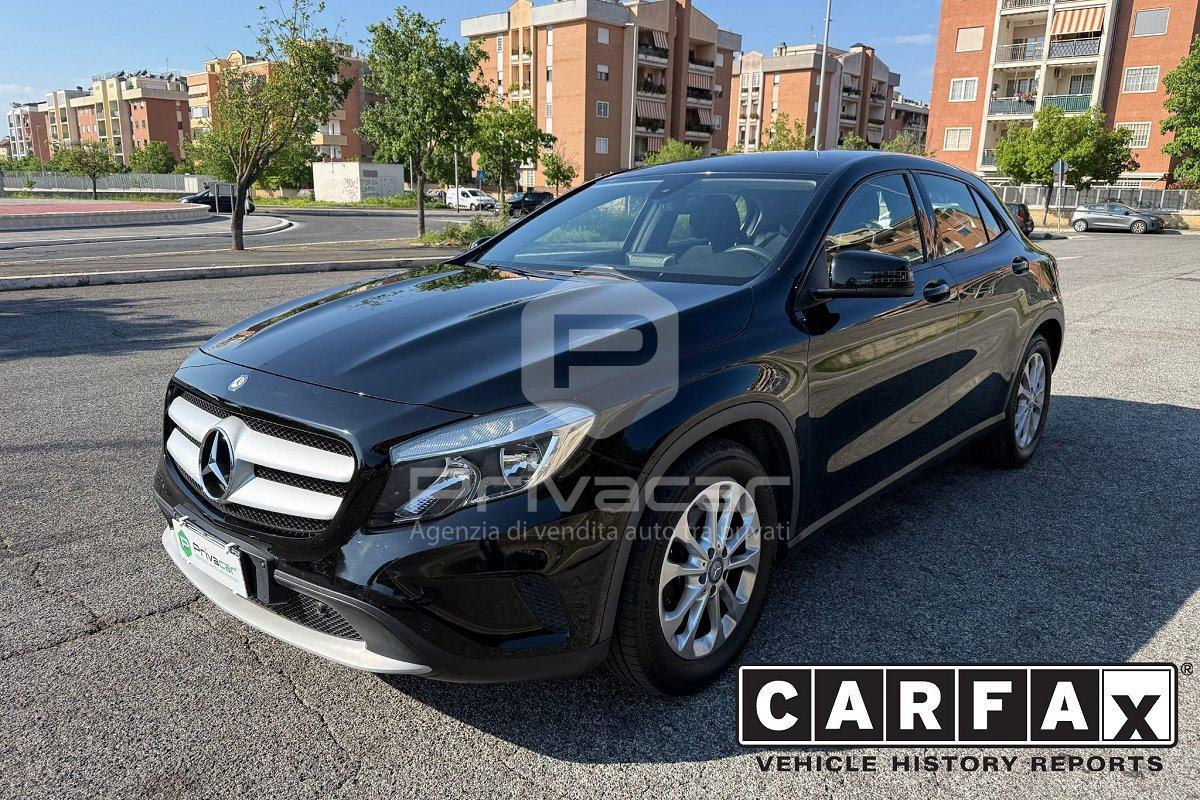 MERCEDES GLA 180 Business