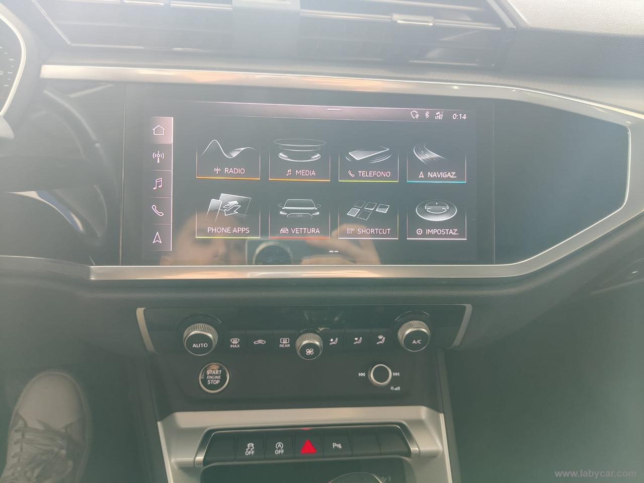 AUDI Q3 40 TDI quattro S tr. Business Adv.