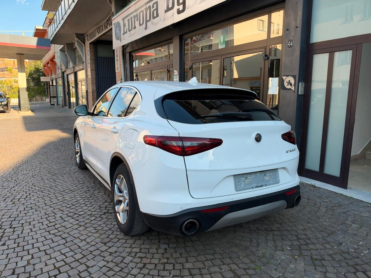 Alfa Romeo Stelvio 2.2 Turbodiesel 180 CV AT8 RWD Executive