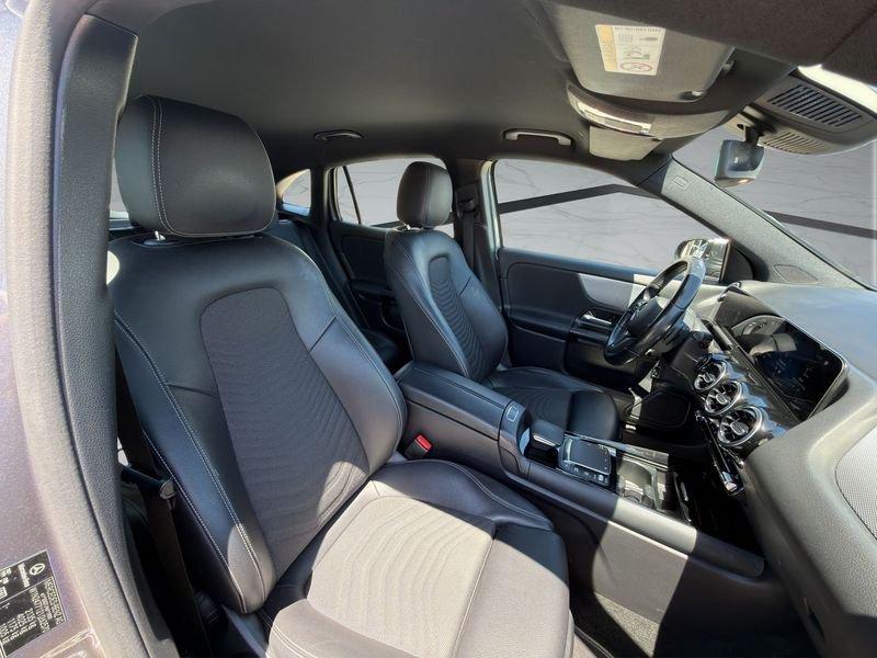 Mercedes-Benz GLA GLA 200 d Sport auto