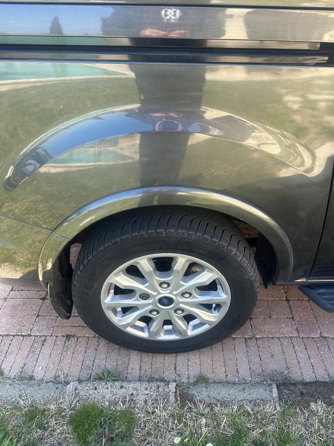 Ford Tourneo Custom 310 2.0 TDCi 130CV PC Titanium