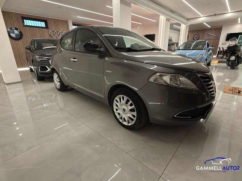 Lancia Ypsilon LANCIA YPSILON GPL