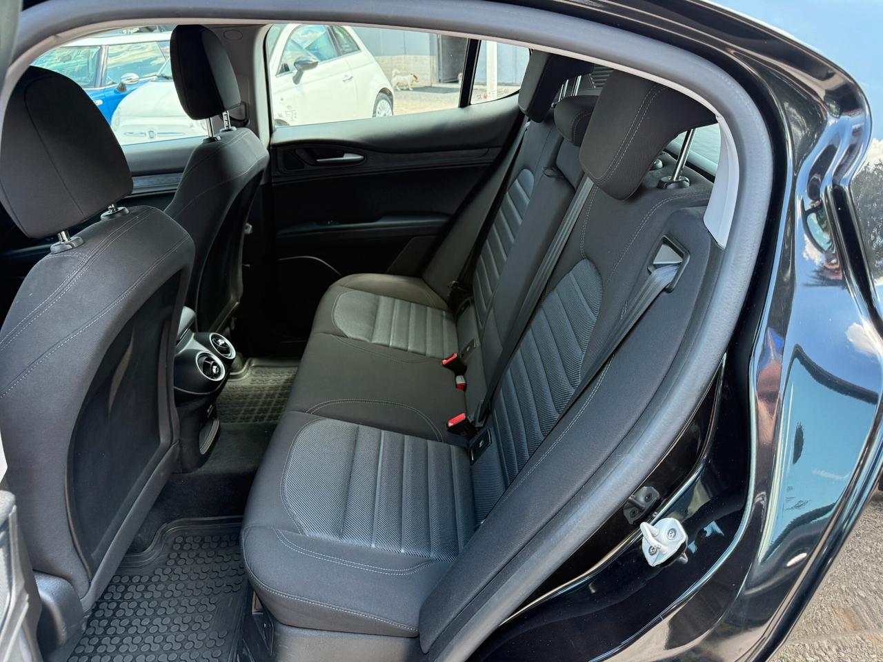 Alfa Romeo Stelvio 2.2 Turbodiesel 190 CV AT8 Q4 Business