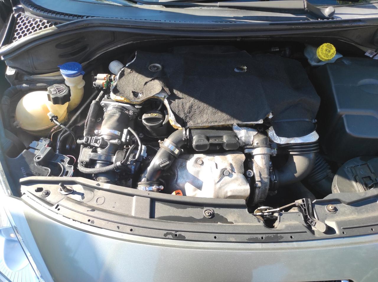 Peugeot 207 1.6 HDi 110CV CC Tecno