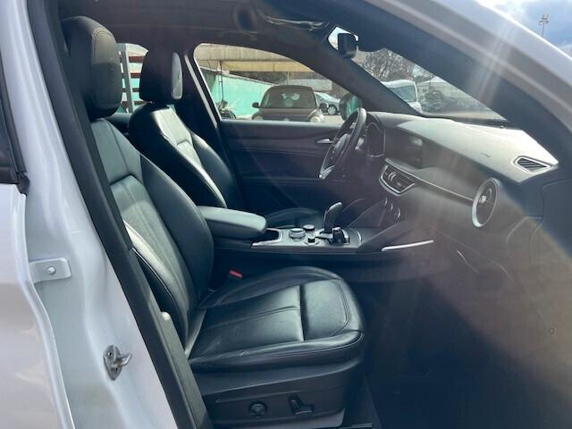 Alfa Romeo Stelvio 2.2 Turbodiesel 210 CV AT8 Q4 Ti