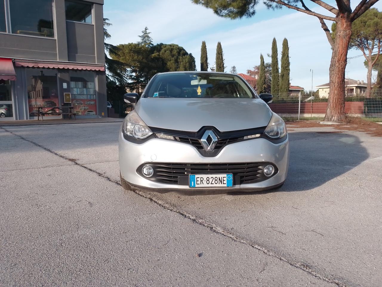 Renault Clio 1.2 75CV 5 porte Wave