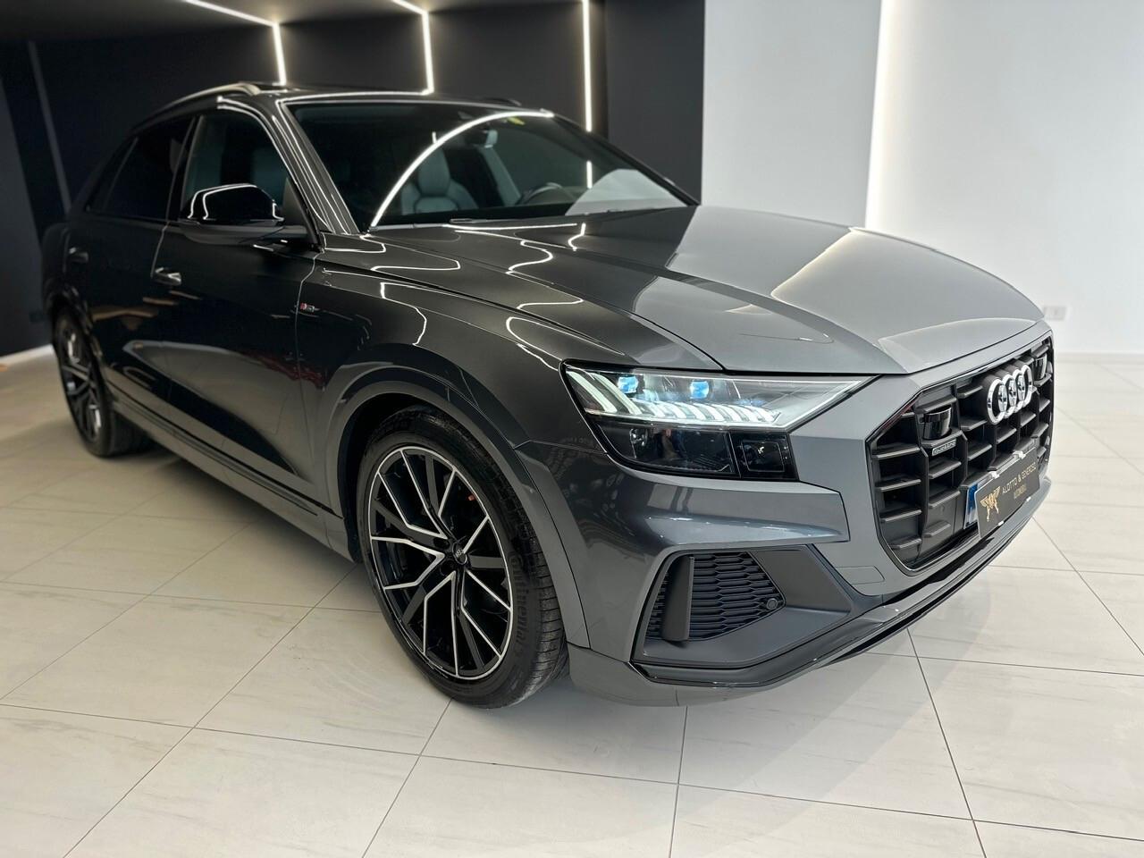 AUDI Q8 50 TDI 286 CV TETTO S LINE FULL
