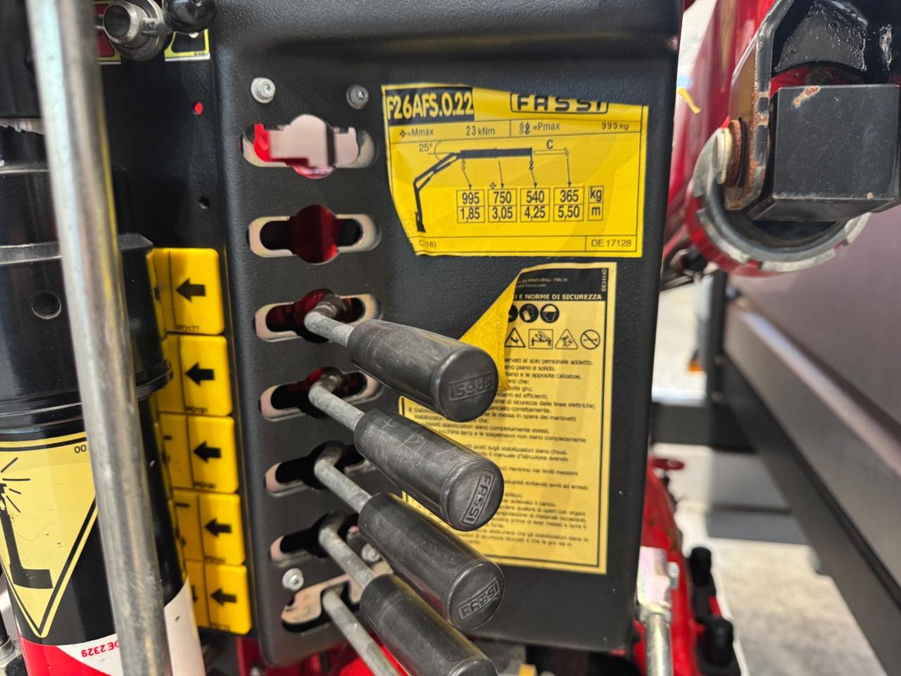 Fiat ducato 2.3mjt gru fassi e cassone fisso