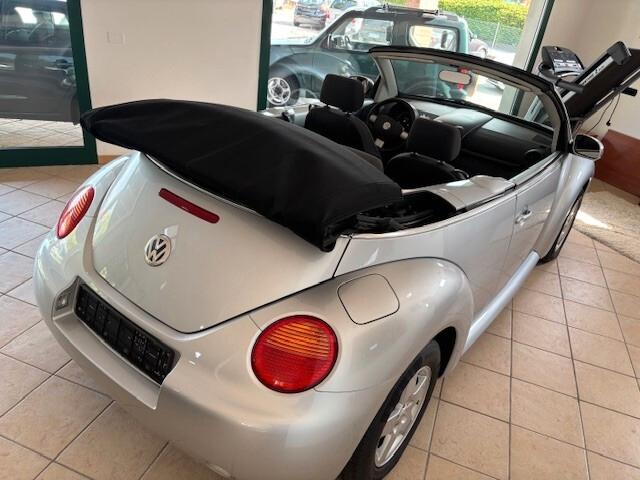 Volkswagen New Beetle 1.4 16V Cabrio