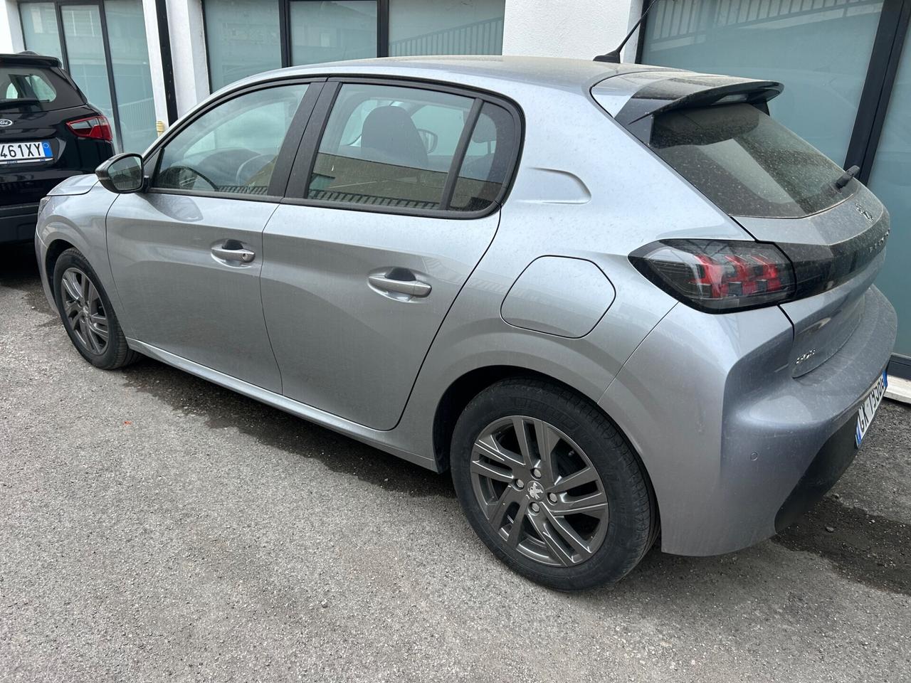 Peugeot 208 PureTech 75 “ PARI AL NUOVO 32.000 KM”