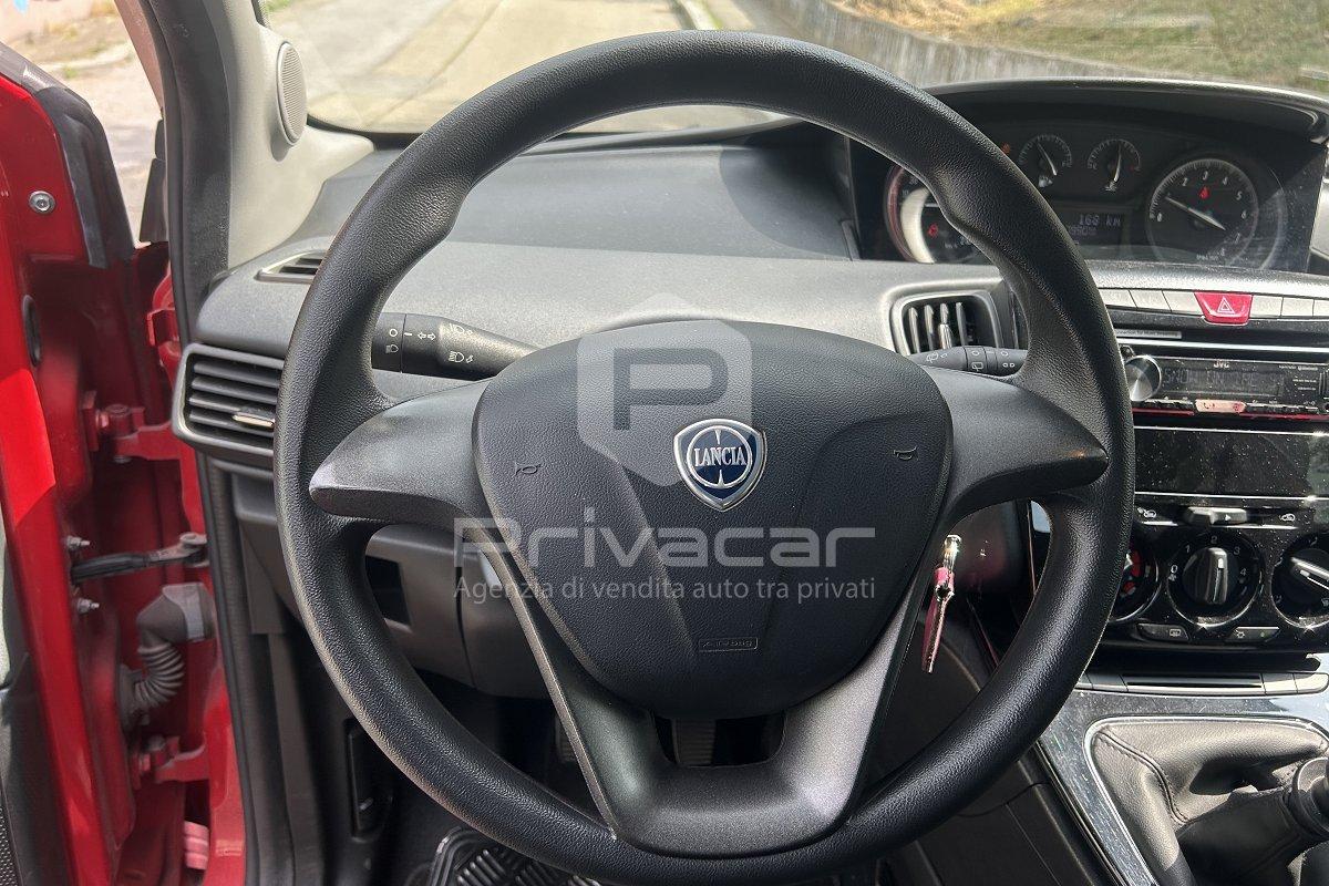 LANCIA Ypsilon 1.2 69 CV 5 porte Silver
