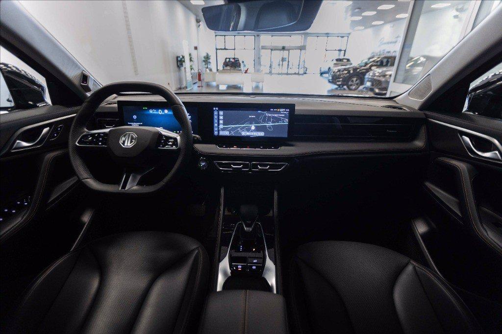 MG HS 1.5 hybrid+ Luxury auto del 2025