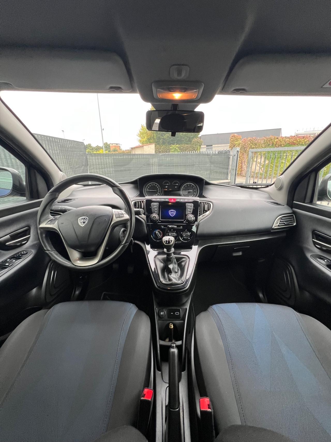Lancia Ypsilon 1.2 69 CV 5 porte GPL Ecochic NEOPATENTATI