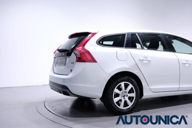 VOLVO V60 D2 1.6 D MOMENTUM NEOPATENTATI