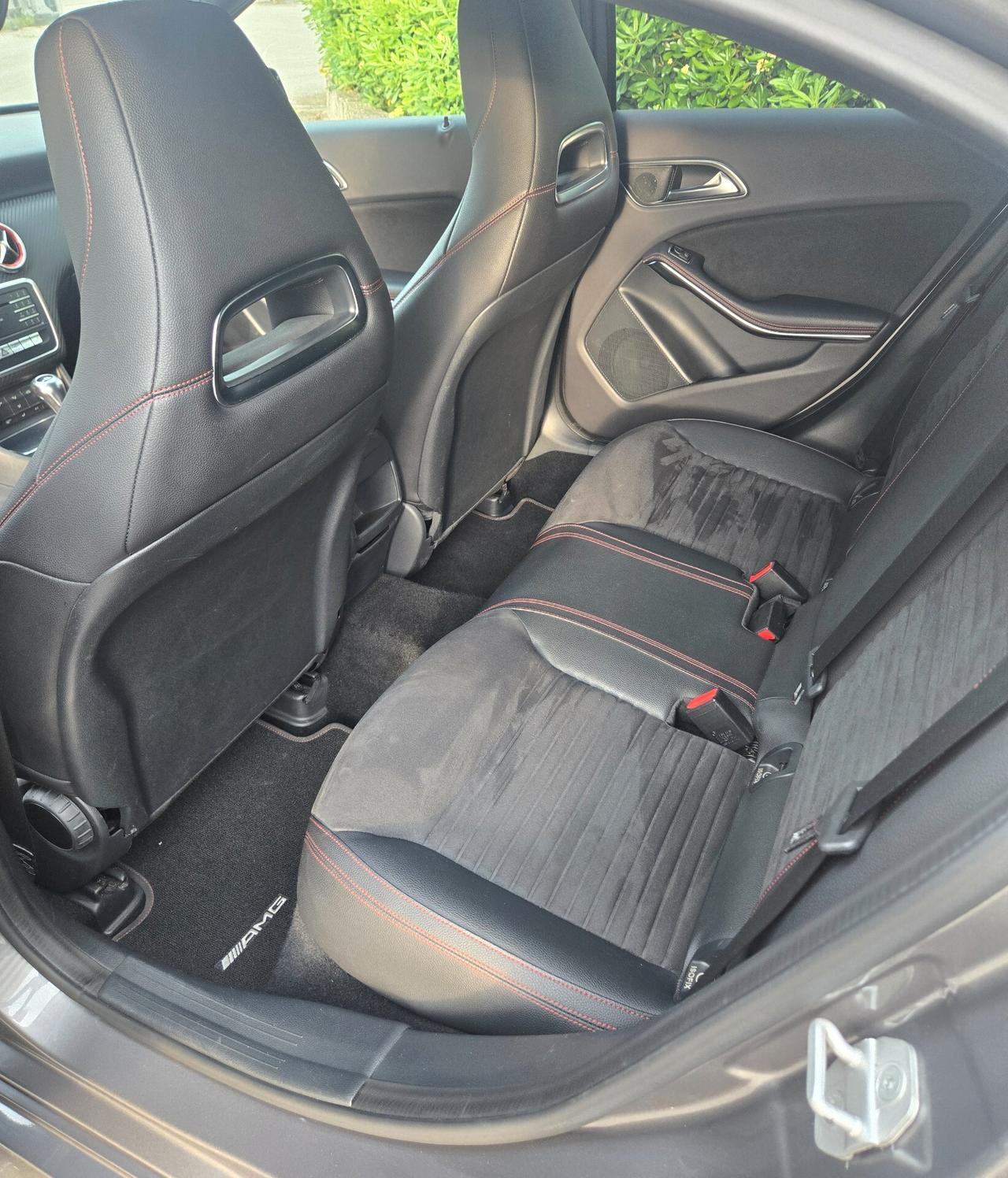 Mercedes-benz A 200 AMG-Line Sport