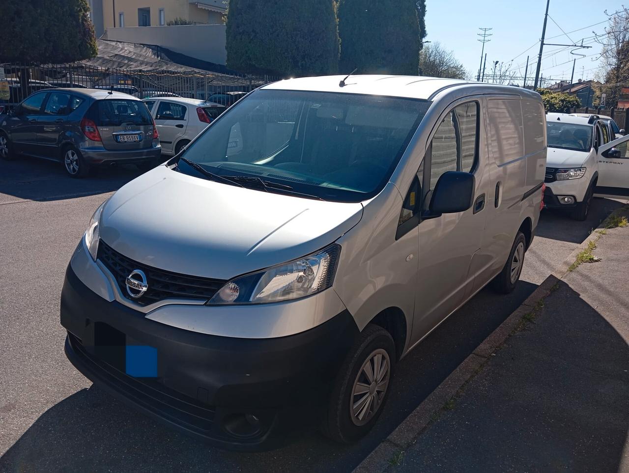 Nissan nv200 1.5 d autocarro valuto permute