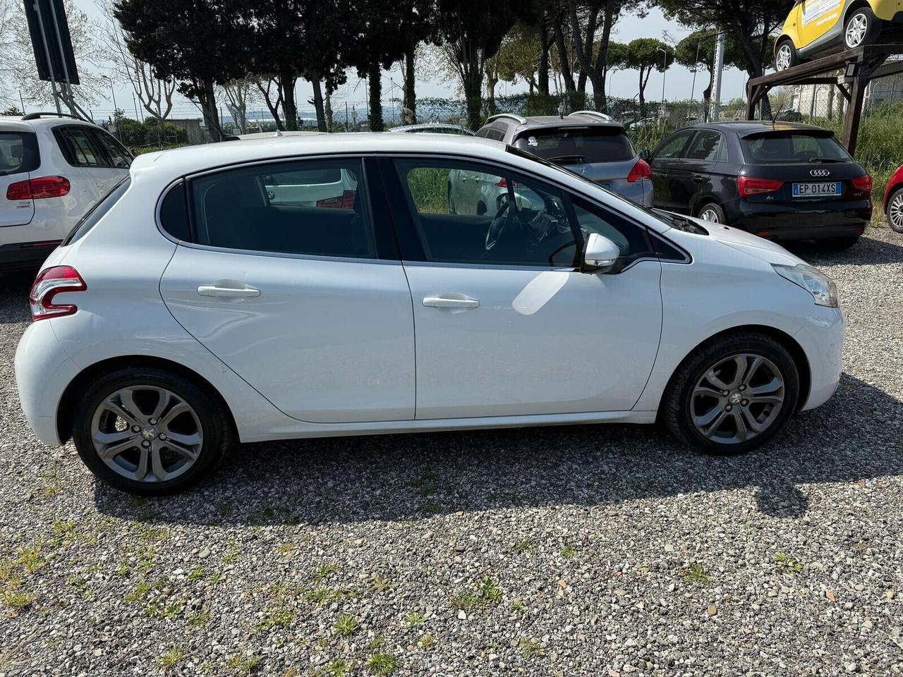 Peugeot 208 PureTech 82 5 porte Active