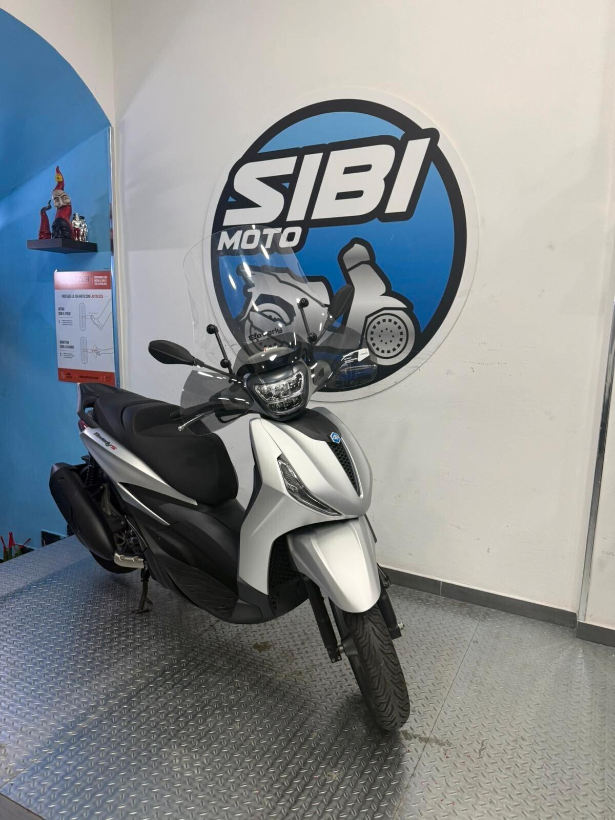 Piaggio Beverly 300