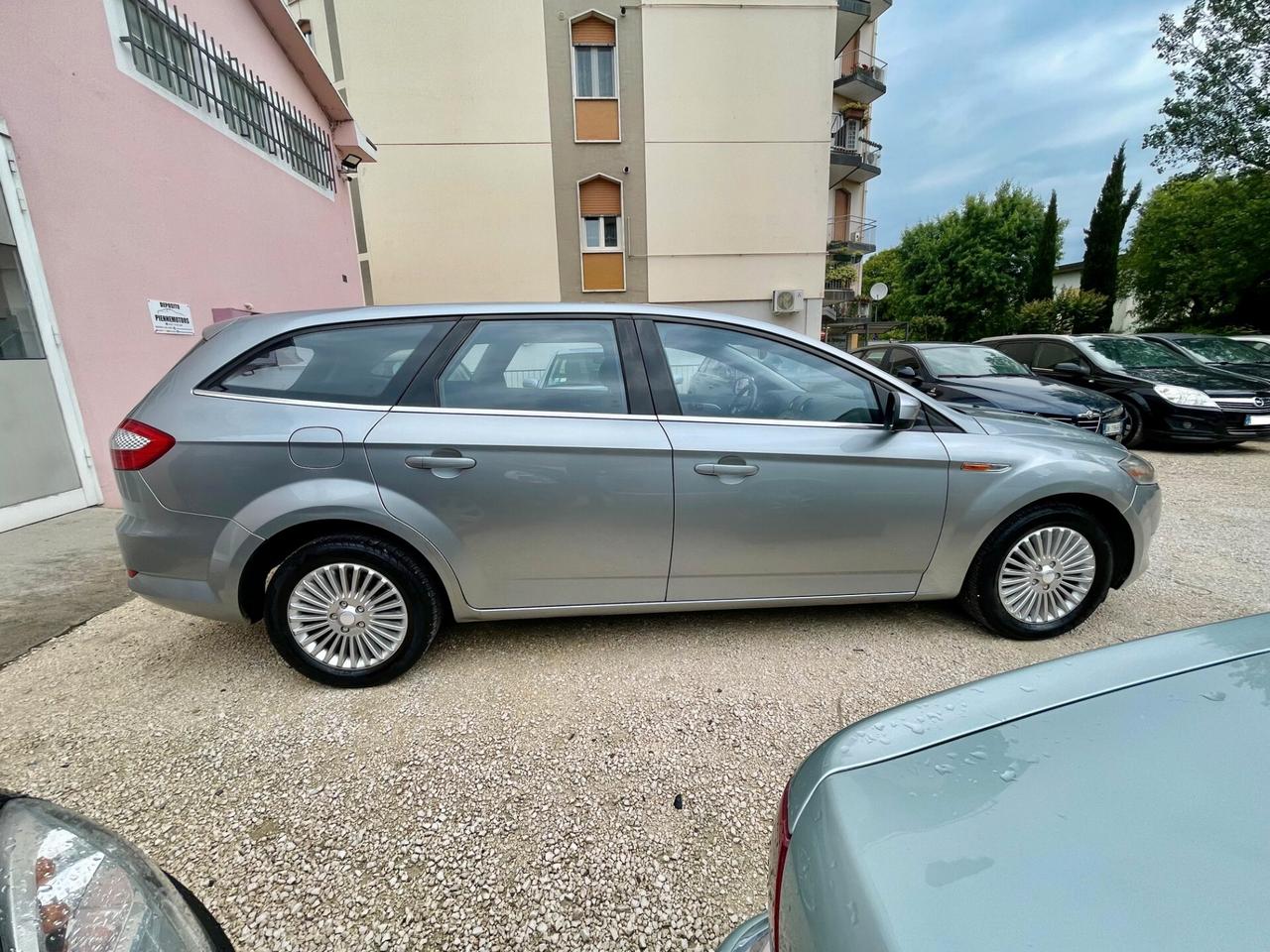Ford Mondeo Mondeo 140 CV TAGLIANDATA GARANZIA