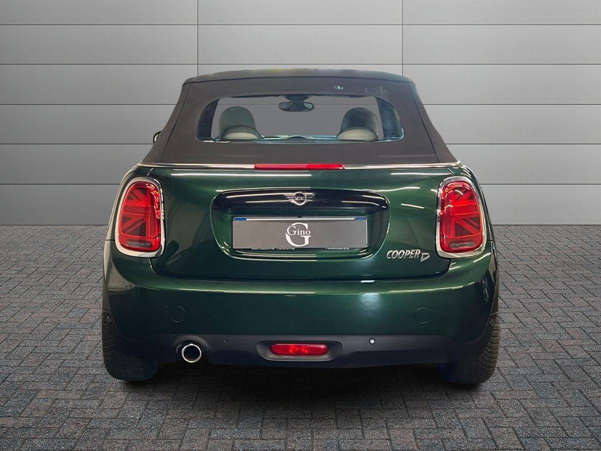 MINI Mini IV F57 2018 Cabrio - Mini Cabrio 1.5 Cooper D Boost auto