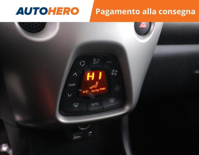 TOYOTA Aygo 1.0 VVT-i 69 CV 5 porte x-play MMT