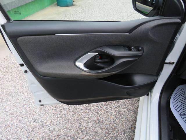 TOYOTA Yaris 1.5 Hybrid 5P AUTOMATICA