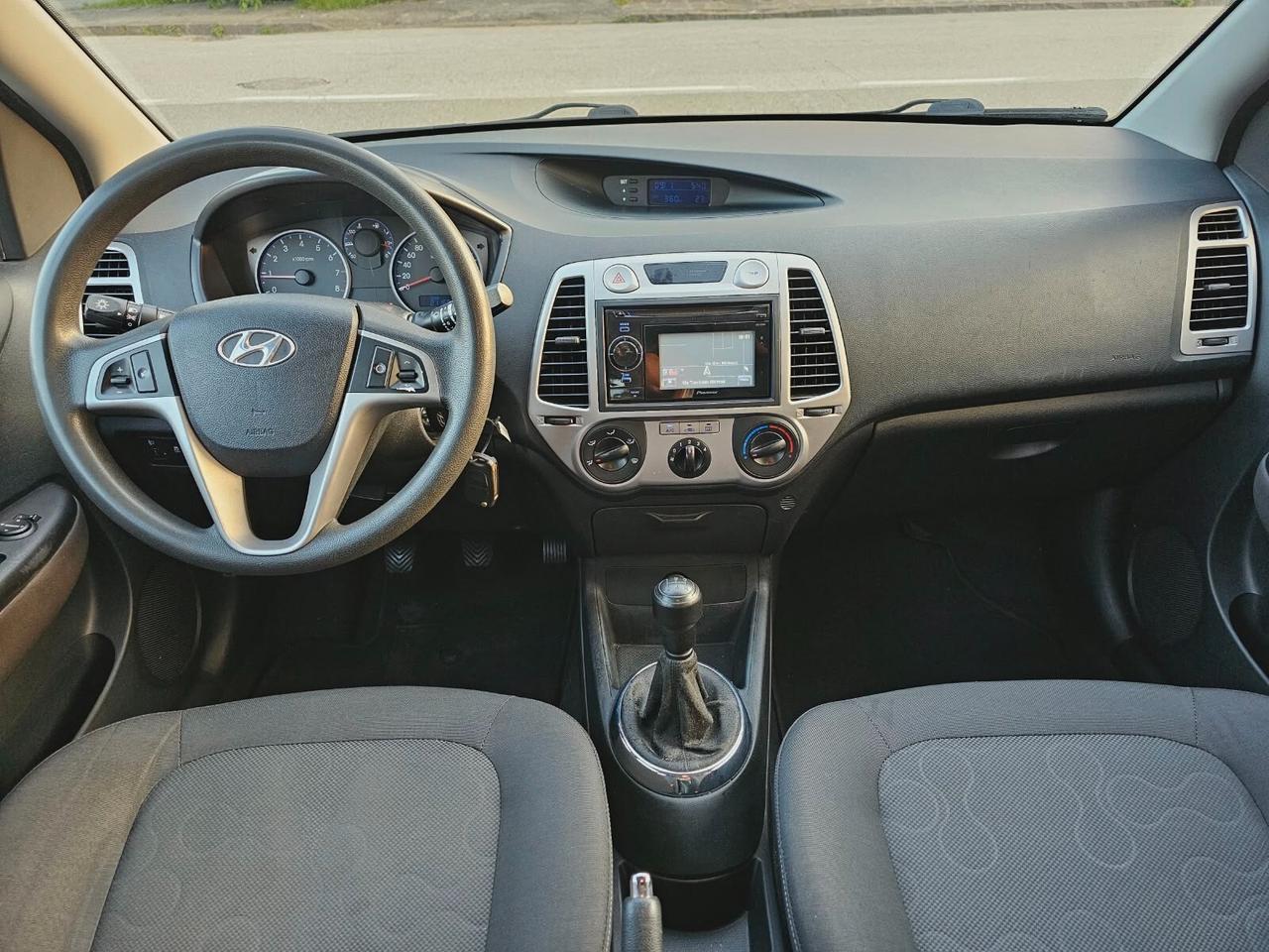 Hyundai i20 1.2 75cv Comfort*Clima*Cerchi*Navi*Neopatentati