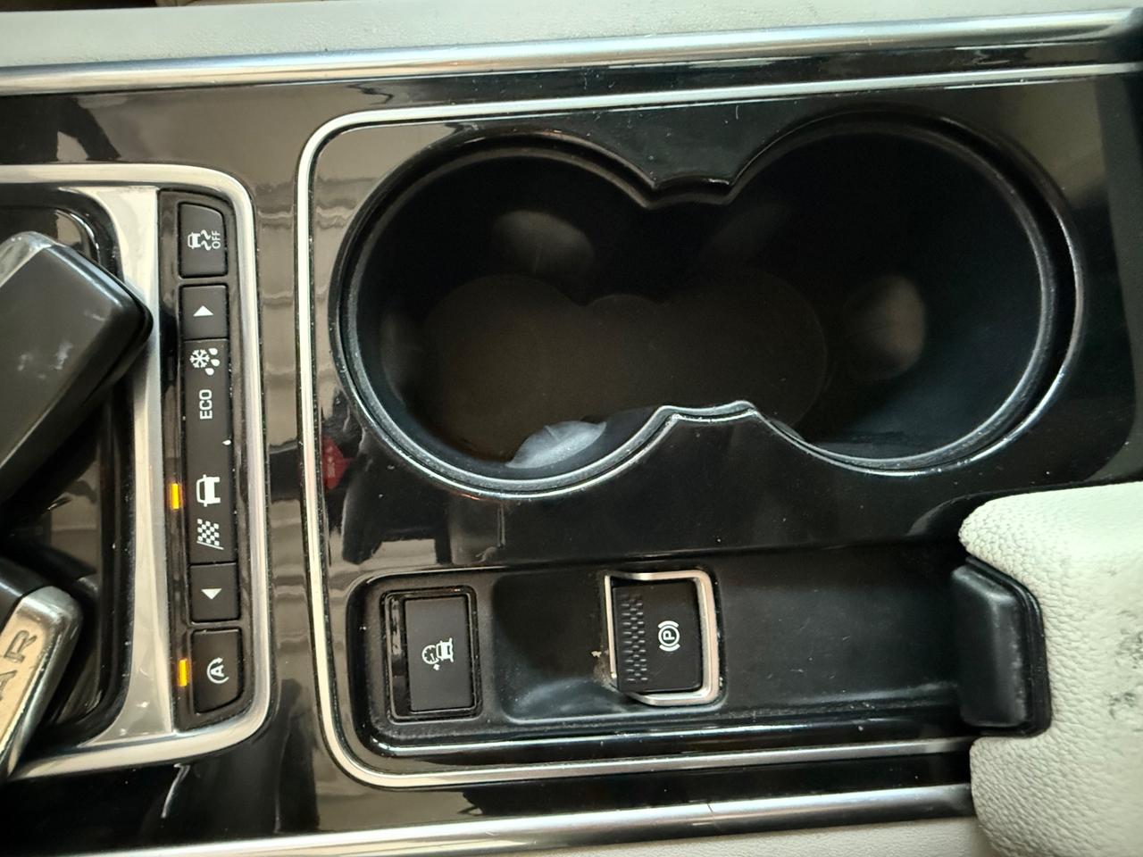 Jaguar XE 2.0 D 180 CV AWD aut. Prestige Business Edition