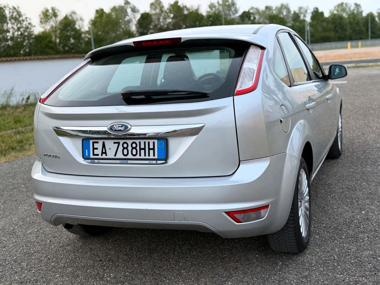 FORD FOCUS 2.0 TITANIUM BENZINA GPL 2030