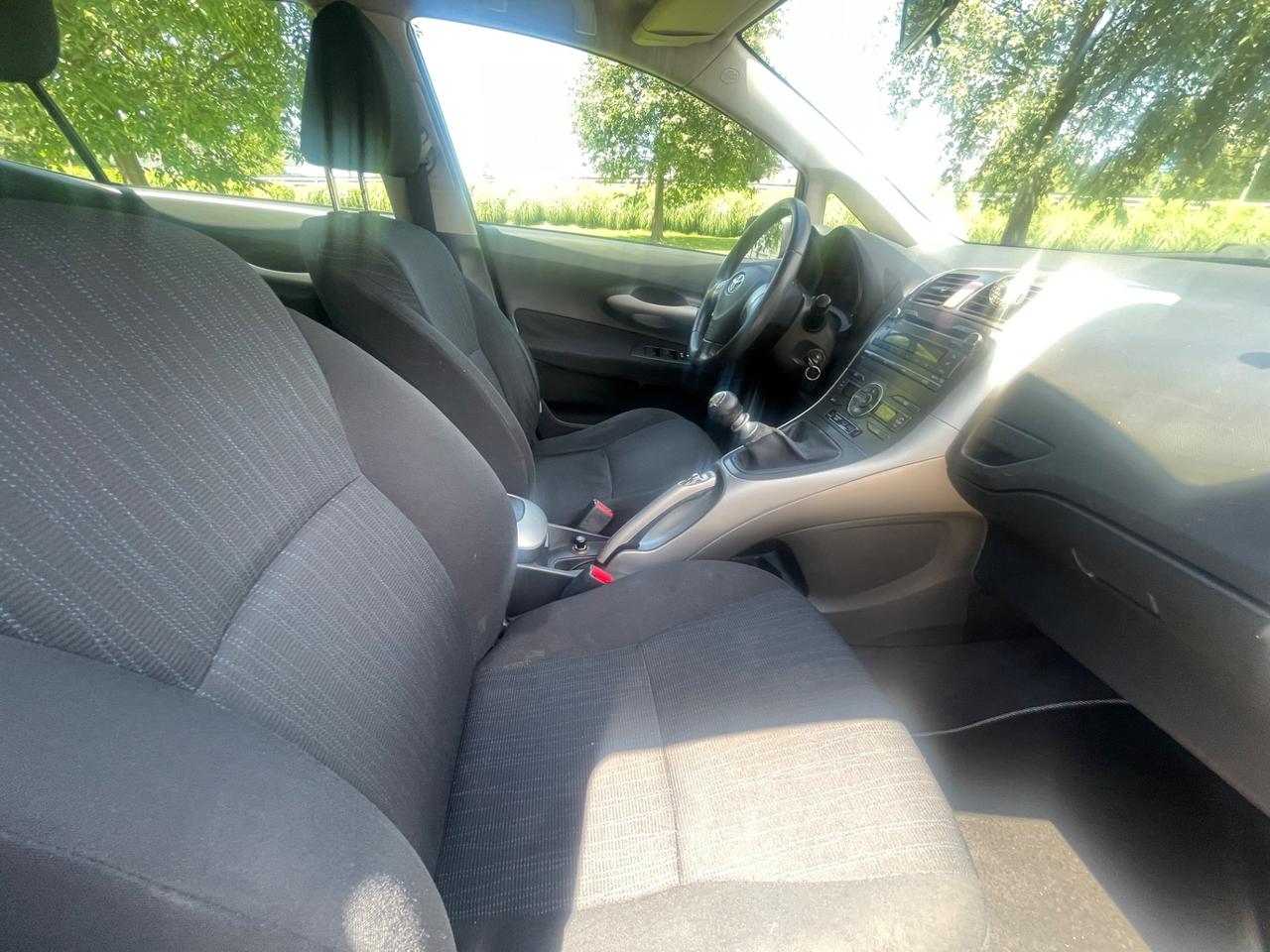 Toyota Auris 2.0 D-4D 5 porte Sol