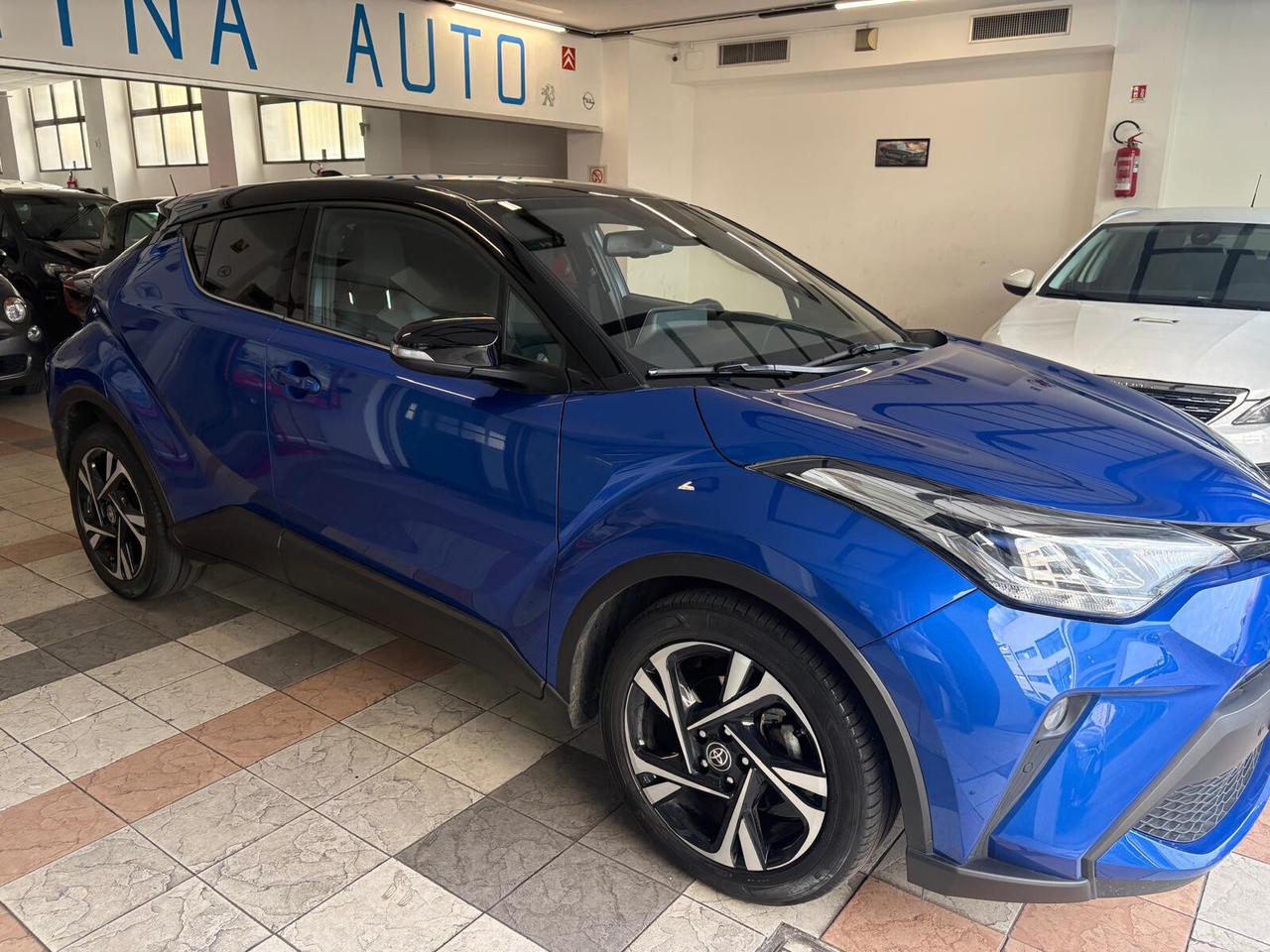 Toyota C-HR 1.8 Hybrid E-CVT Trend