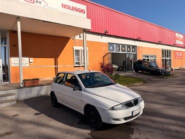 Lancia Y 1.2i 16V cat LX