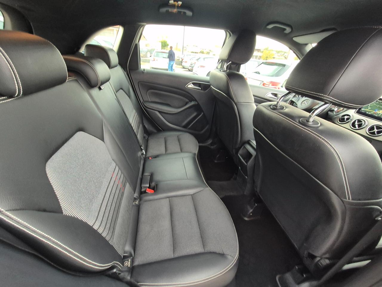 Mercedes-benz B 180 d Automatic Sport