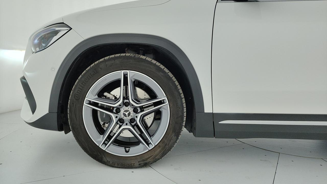 Mercedes-Benz GLA 200 d Premium 4matic auto