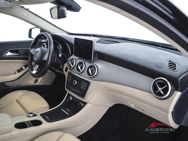 MERCEDES-BENZ GLA 200 CDI 200 d Automatic Sport