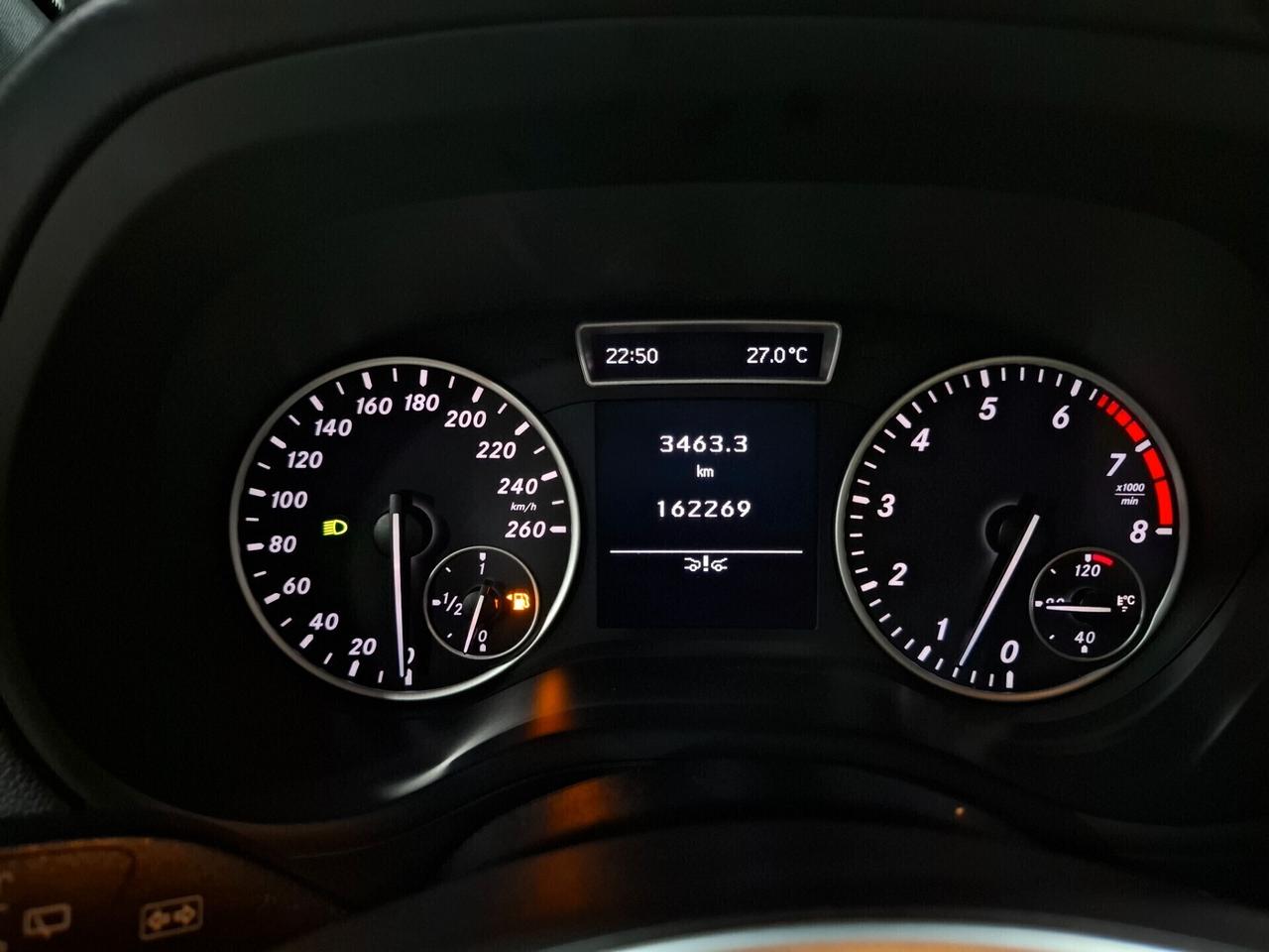 Mercedes B 180 Premium-Tetto-Neopatentato
