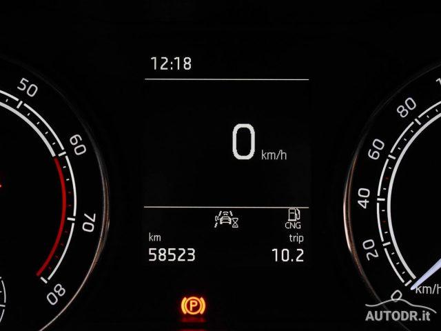 SKODA Kamiq 1.0 G-Tec Led adattivi, Sedili risc, Carplay, ACC