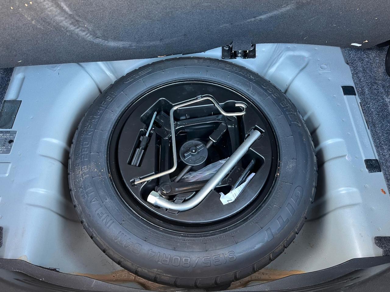 Lancia Ypsilon 1.0 FireFly 5 porte S&S Hybrid Oro