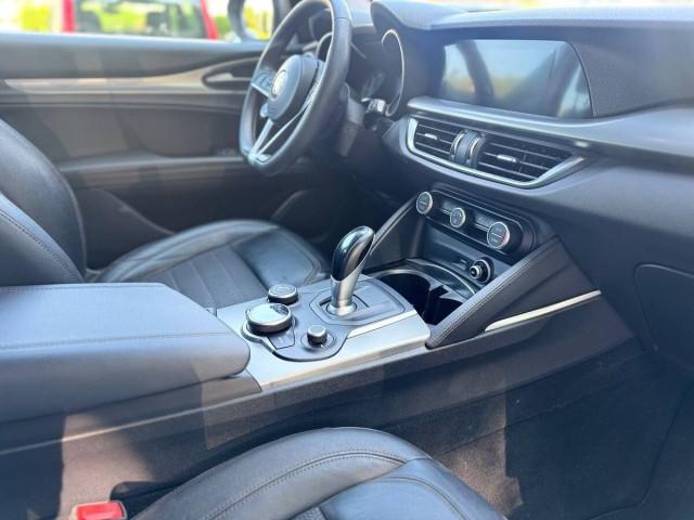 Alfa Romeo Stelvio 2.2 t Business rwd 180cv auto