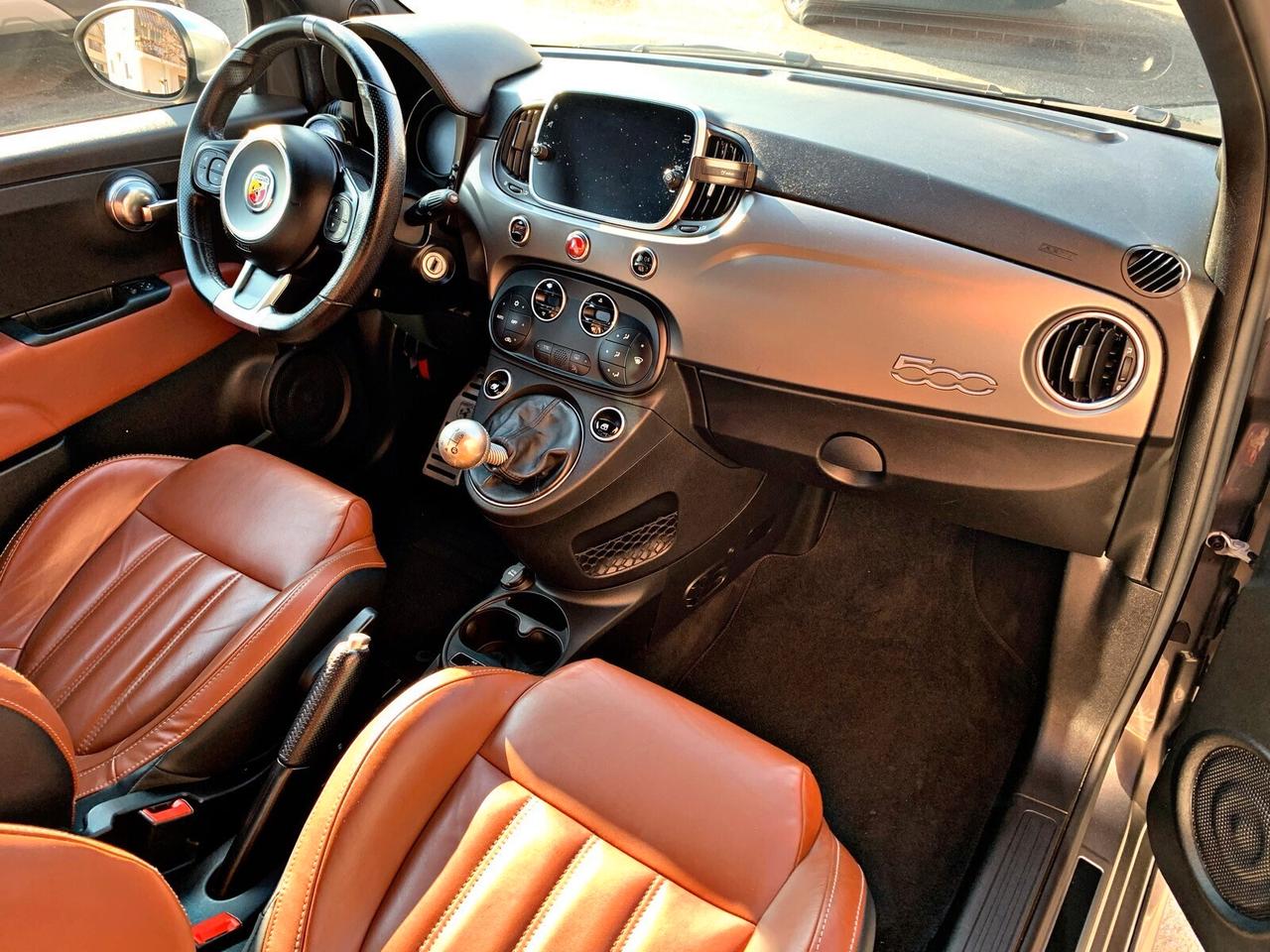 ABARTH 595 1.4 Turbo T-Jet 215 CV Turismo