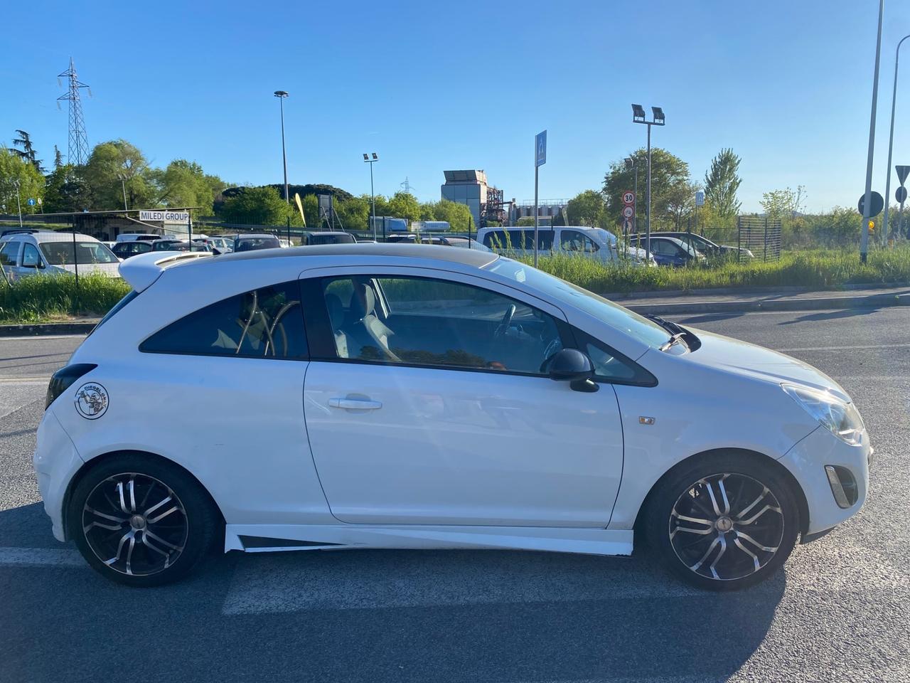 Opel Corsa 1.3 CDTI 75CV F.AP. 3 porte b-color ok neo patentati