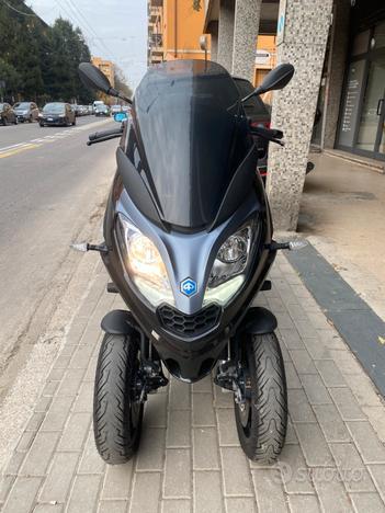 Piaggio MP3 cc 300 HPE anno 2022 km 5000