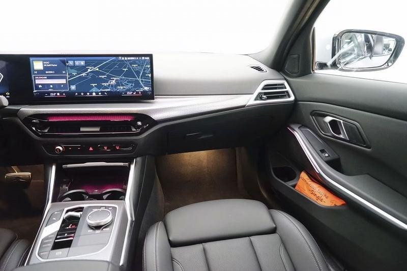 BMW Serie 3 320d 48V Touring Msport LED ACC NAVI RESTYLING 25