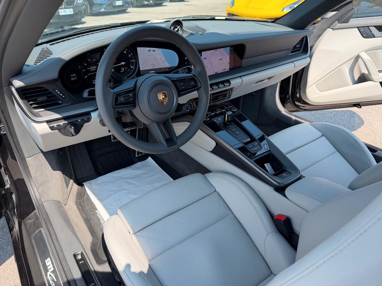 Porsche 911 Carrera 4S/tetto/scarico/led/pelle/full