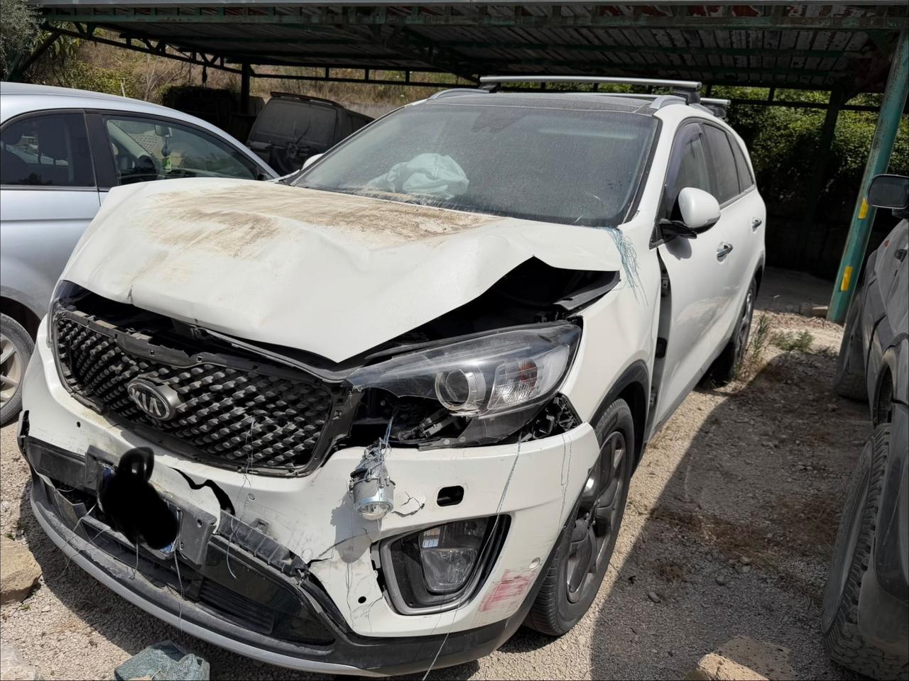 Kia Sorento 2.2 CRDi AWD SINISTRATA