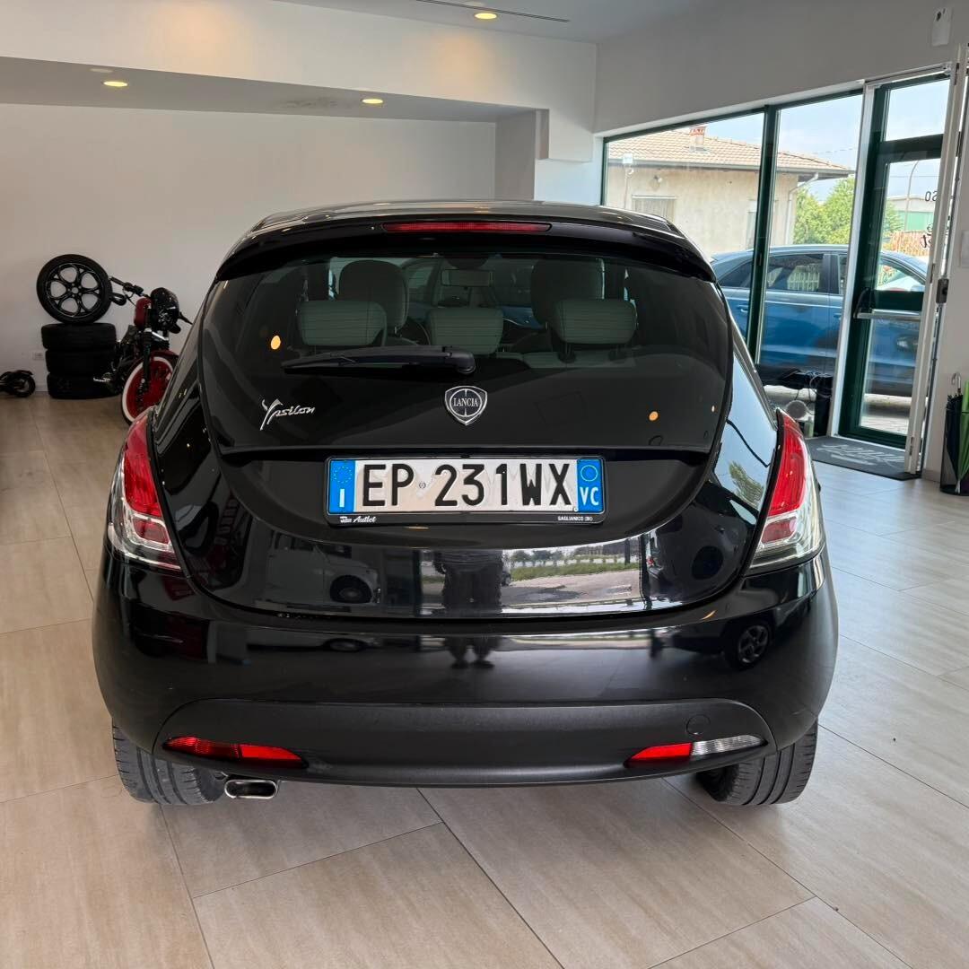 Lancia Ypsilon 1.2 69 CV 5 porte GPL Ecochic Gold