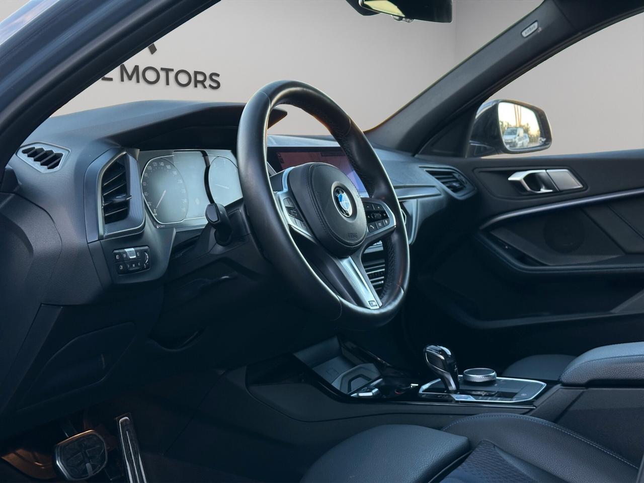 Bmw 118d 5p. Msport