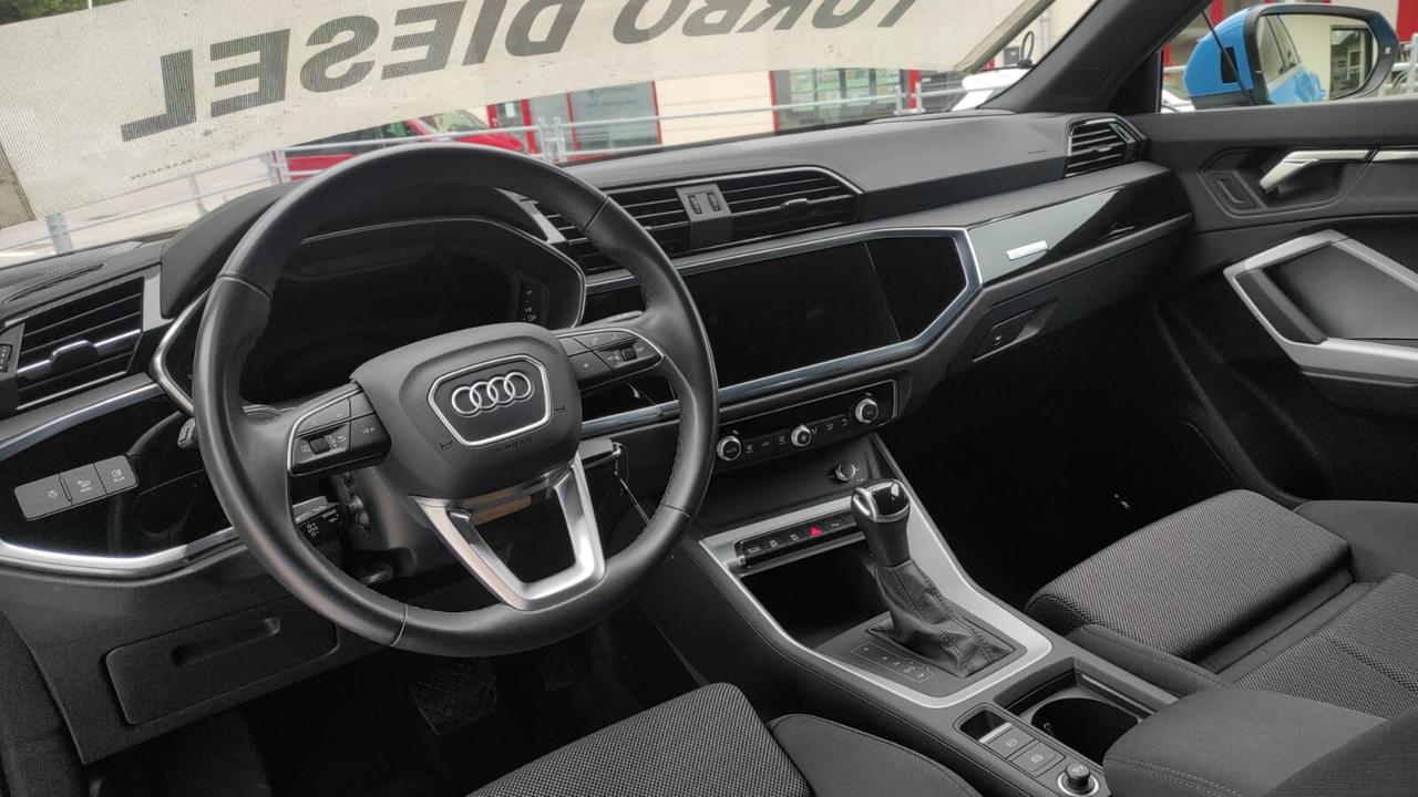 AUDI Q3 2.0 TDI 150CV 2WD S TRONIC S LINE