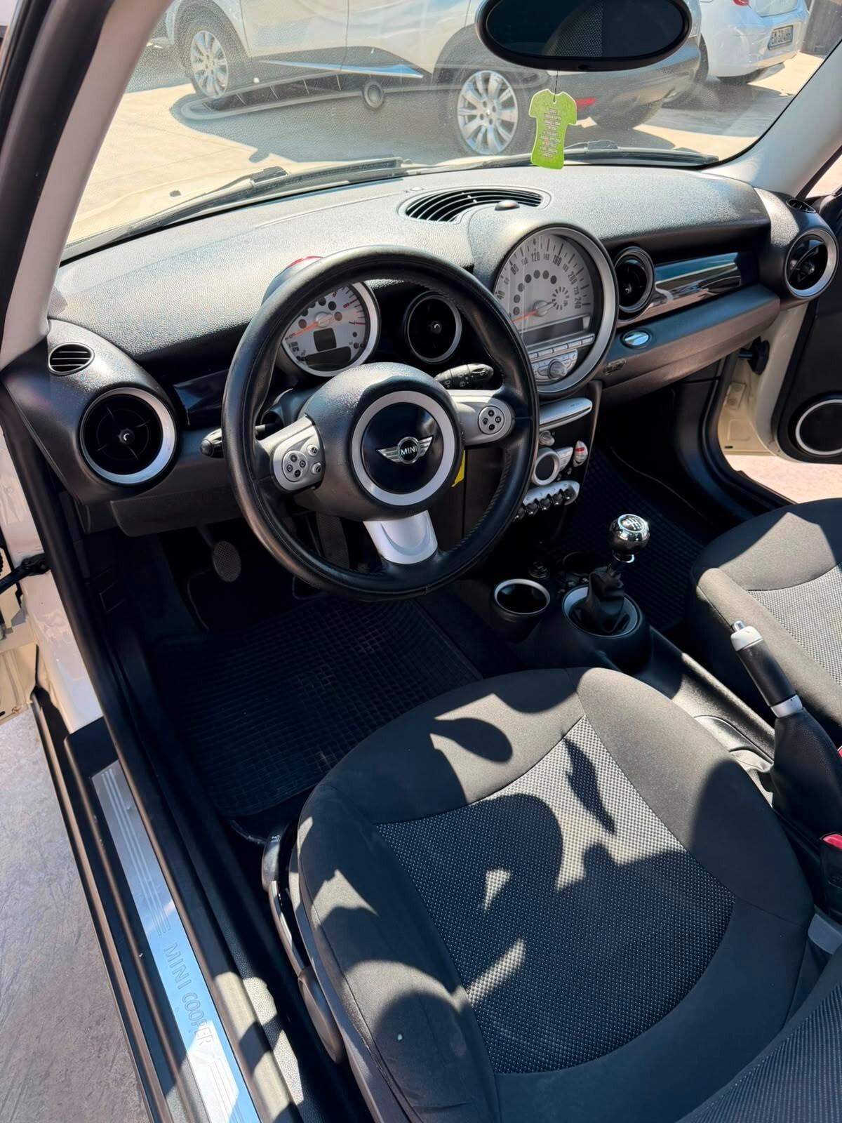 Mini 1.6 16V Cooper D